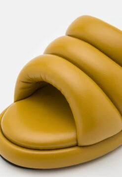 PROENZA SCHOULER Arc Slides - Mules - Khaki -Affordable Shoe Store 07b0cf6b243e448882f07f2a451eae04