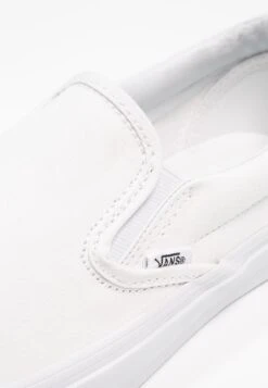 Vans Ua Classic Slip-On - Slip-Ons - True White -Affordable Shoe Store 0deb136a2aec4e5e9e88ac22c534c75f