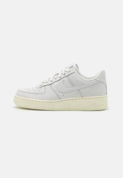 Nike Sportswear Nike Air Force 1 Premium - Trainers - Summit White/Coconut Milk -Affordable Shoe Store 2081c82dc5ea4676910a7eef7d31f457