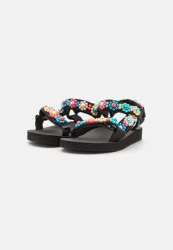 ARIZONA LOVE Trekky Pearl - Sandals -Affordable Shoe Store 2205bead578449d096f257c81b25931e