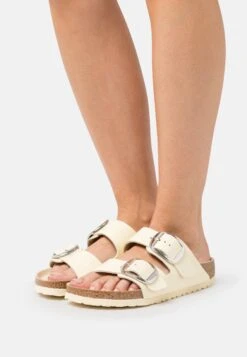 Birkenstock Arizona Big Buckle Narrow - Mules - High Shine Butter