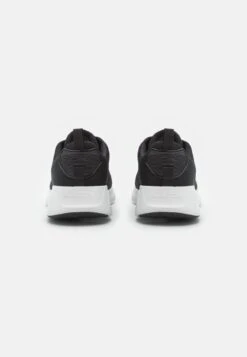 Air Court - Trainers - Zwart -Affordable Shoe Store 301a68631c7742dbbbf822b9f6d67adc