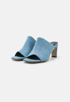 Pavement Dede Denim - Heeled Mules -Affordable Shoe Store 34751e9ea89847b8a067ee117635079a