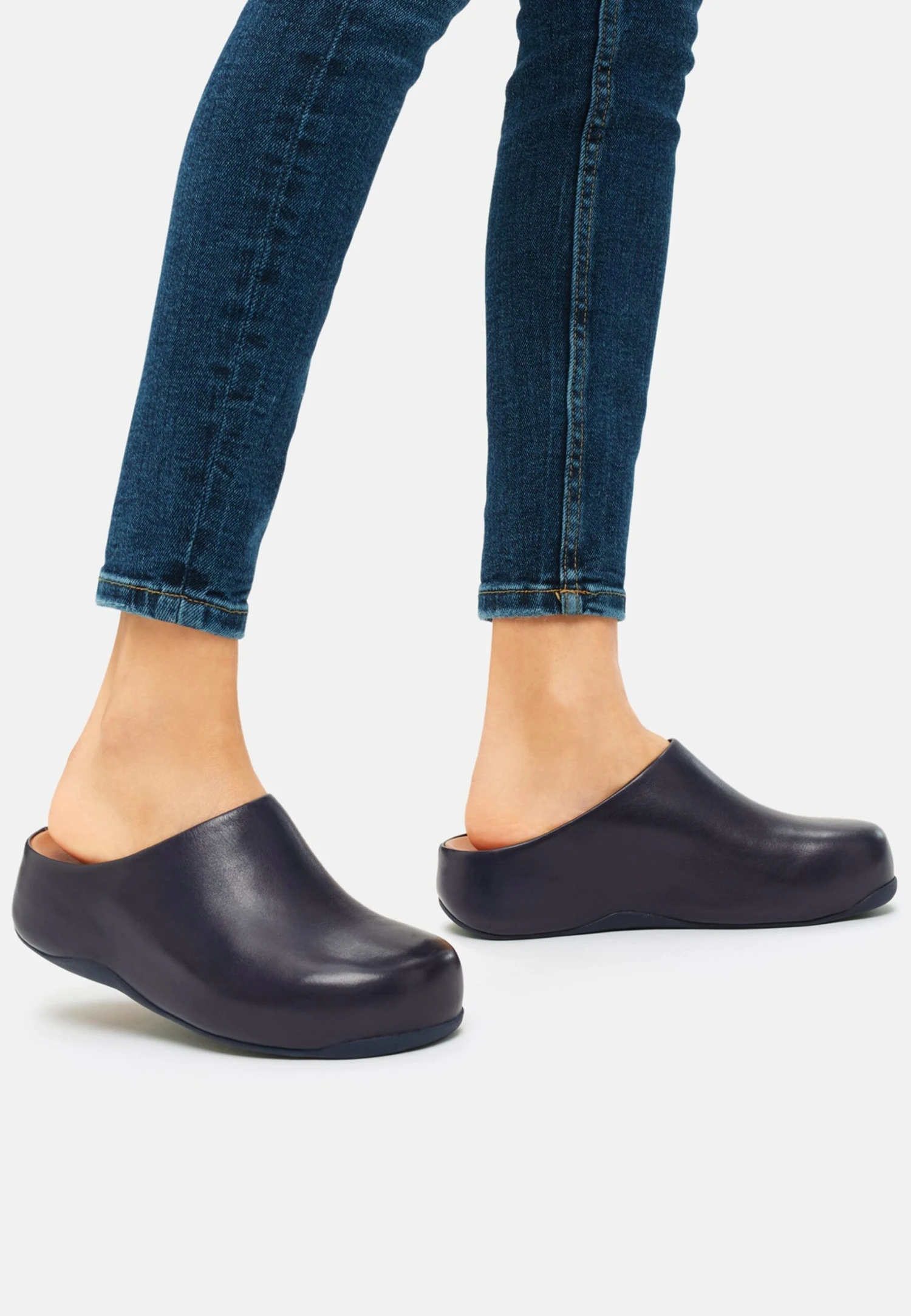 Fitflop Shuv- Mules - Midnight Navy 3 Fitflop Shuv- Mules - Midnight Navy