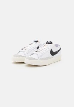 Nike Sportswear Blazer - Trainers - White/Black -Affordable Shoe Store 4b39075b4fb9401aaf87fc05c753b469