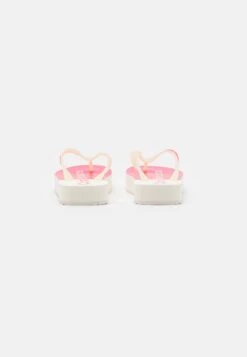 Calvin Klein Jeans Beach Flatform - T-Bar Sandals - Ancient White/Raspberry Sorbet -Affordable Shoe Store 4fd11d0023024ce6ba9cddbd10463203