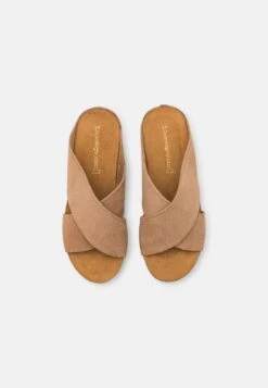 Copenhagen Shoes Frances 23 - Heeled Mules - Beige -Affordable Shoe Store 50daea97262d4715af8c243fdb951d04