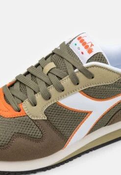 Diadora Skyler Unisex - Trainers - Burnt Olive Green 13 Diadora Skyler Unisex - Trainers - Burnt Olive Green -Affordable Shoe Store 5de2f931d07a4243b3fe1f140a6c4129