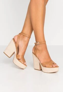 Steve Madden Jina - Platform Sandals - Tan
