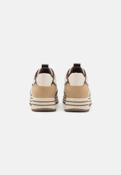 Tamaris Trainers - Offwhite -Affordable Shoe Store 6e5c9a1ba2544b879fc1d1a1ccb1851e