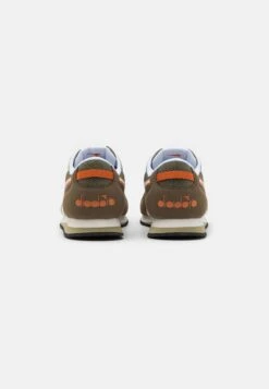 Diadora Skyler Unisex - Trainers - Burnt Olive Green 10 Diadora Skyler Unisex - Trainers - Burnt Olive Green -Affordable Shoe Store 702cedea175e40ba896fb09d19e302bf