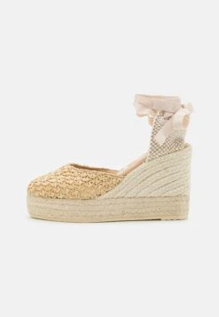 Featured Products -Affordable Shoe Store 77b61361263343f792ea14e1f5768ca8