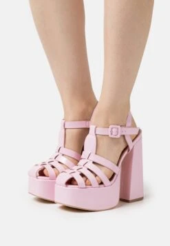 Madden Girl Crane - Platform Sandals