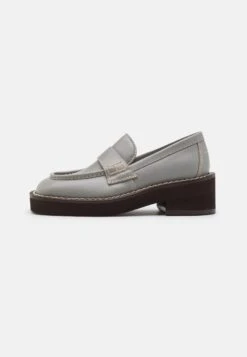 MM6 Maison Margiela Mocassin - Slip-Ons - Wild Dove -Affordable Shoe Store 7cd23500c256424d8d8e0e99b7a2707e