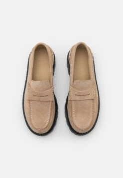 Selected Femme Penny Loafer - Slip-Ons - Chinchilla 13 Selected Femme Penny Loafer - Slip-Ons - Chinchilla -Affordable Shoe Store 81bd1158c4cb4846862ee273f1994316
