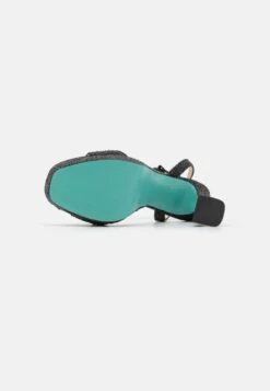 Beth - Platform Sandals - Black -Affordable Shoe Store 831ce85079ba46bfae441b887702863a