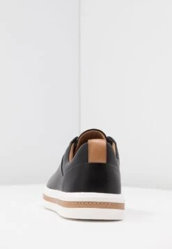 Clarks Un Maui Lace - Trainers - Black -Affordable Shoe Store 869c2b352d5b4037b2c648d395b3e2b2