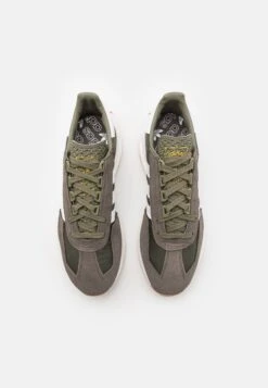 Adidas Originals Retropy E5 Unisex - Trainers - Olive Strata/Footwear White/Shadow Olive 11 Adidas Originals Retropy E5 Unisex - Trainers - Olive Strata/Footwear White/Shadow Olive -Affordable Shoe Store 8832d57d9ad44f0da55f456192e30791