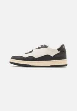 Clae Elford Unisex - Trainers - Black/Off-White