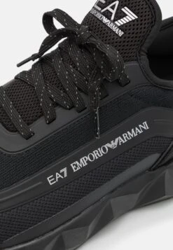 EA7 Emporio Armani Ultimate 2.0 Running Unisex - Trainers - Black/Silver -Affordable Shoe Store 88b5303fbe6a4860bd3ff32d81e3a9a1