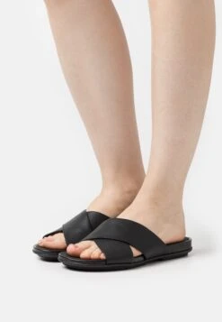 Fitflop Gracie Cross Slides - Mules - All Black