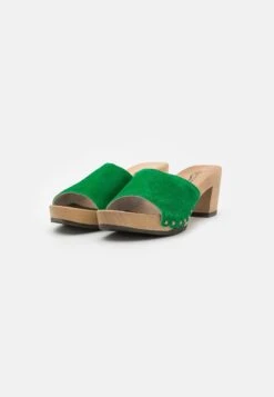 Romy - Clogs - Green -Affordable Shoe Store b697f07b938d4e1d93d0742487a84351