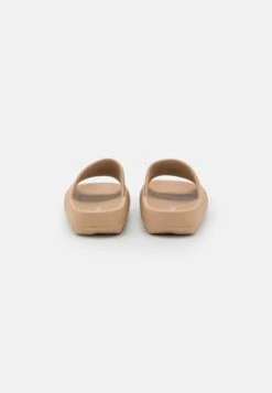 Even&Odd Pool Slides - Beige -Affordable Shoe Store b8f6b12f4e5b47b684f55c6f18b22d8d