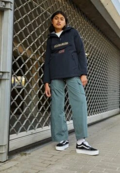 Vans Ua Old Skool Stackform - Trainers 11 Vans Ua Old Skool Stackform - Trainers -Affordable Shoe Store bc0cccb5365f43ad9f41bcba5afdaede