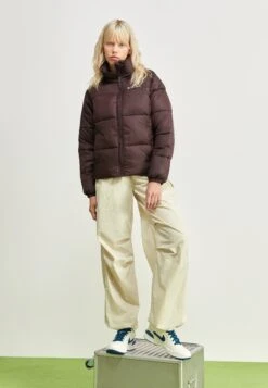 Jordan Stadium 90 - Trainers - Sail/Sky/Ozone Blue -Affordable Shoe Store bd6ede98e0bc483787b6f759c97f41d9