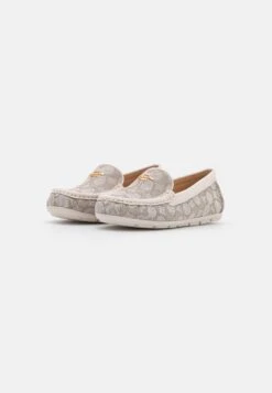 Coach Marley Driver - Moccasins - Stone/Chalk 11 Coach Marley Driver - Moccasins - Stone/Chalk -Affordable Shoe Store c14b0eeb35b54f3fb517f2ef97253dd5