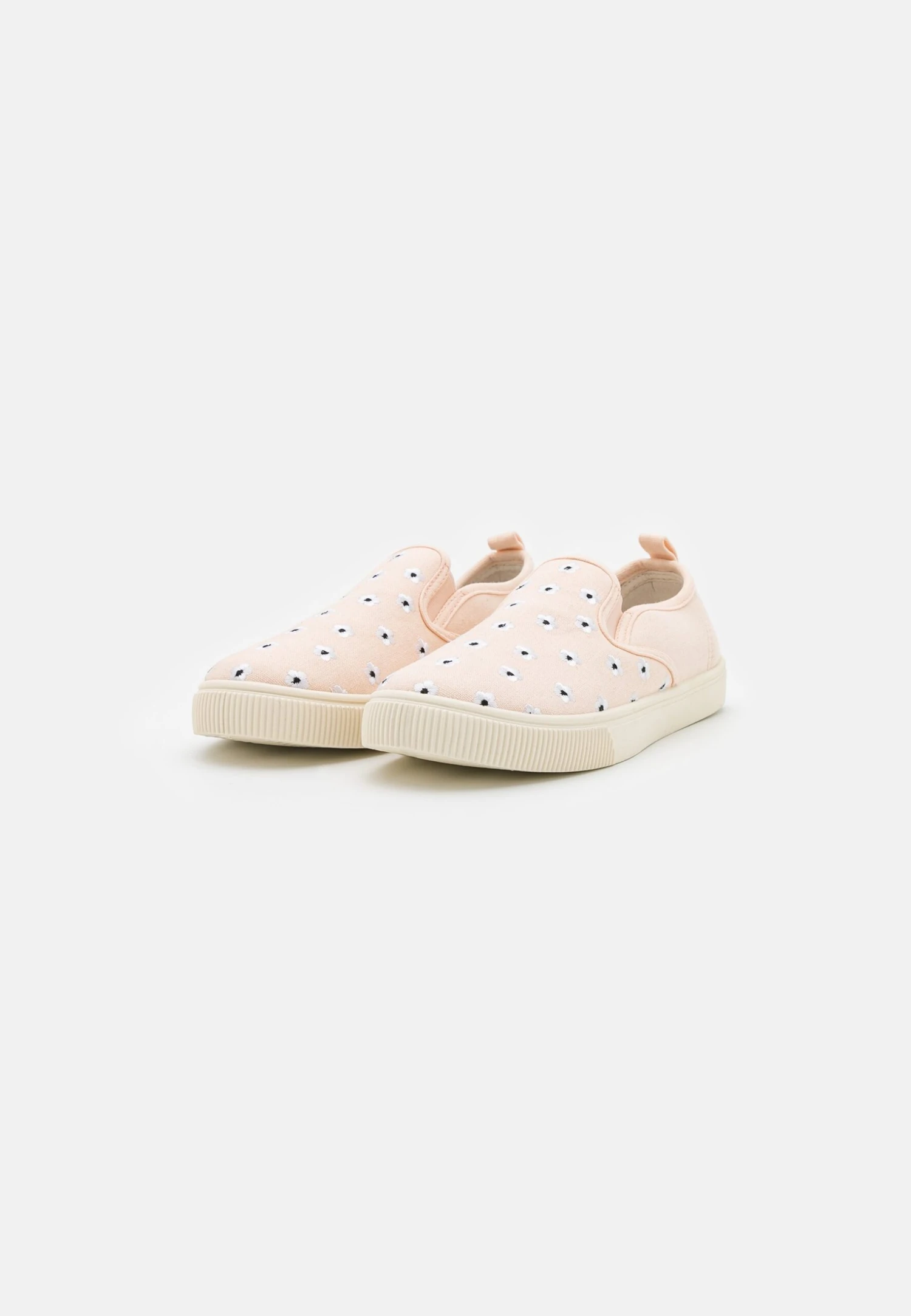 Cara - Trainers 5 Cara - Trainers - Image 3