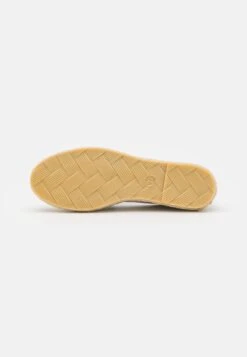 Pavement Pava - Espadrilles -Affordable Shoe Store ca2de1e36fa7426e9aada97ba5e4e5f4