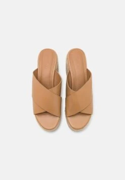 Mia Cross Over Mule - Heeled Mules -Affordable Shoe Store cd19fddbd7294db8a45128425bf68acb