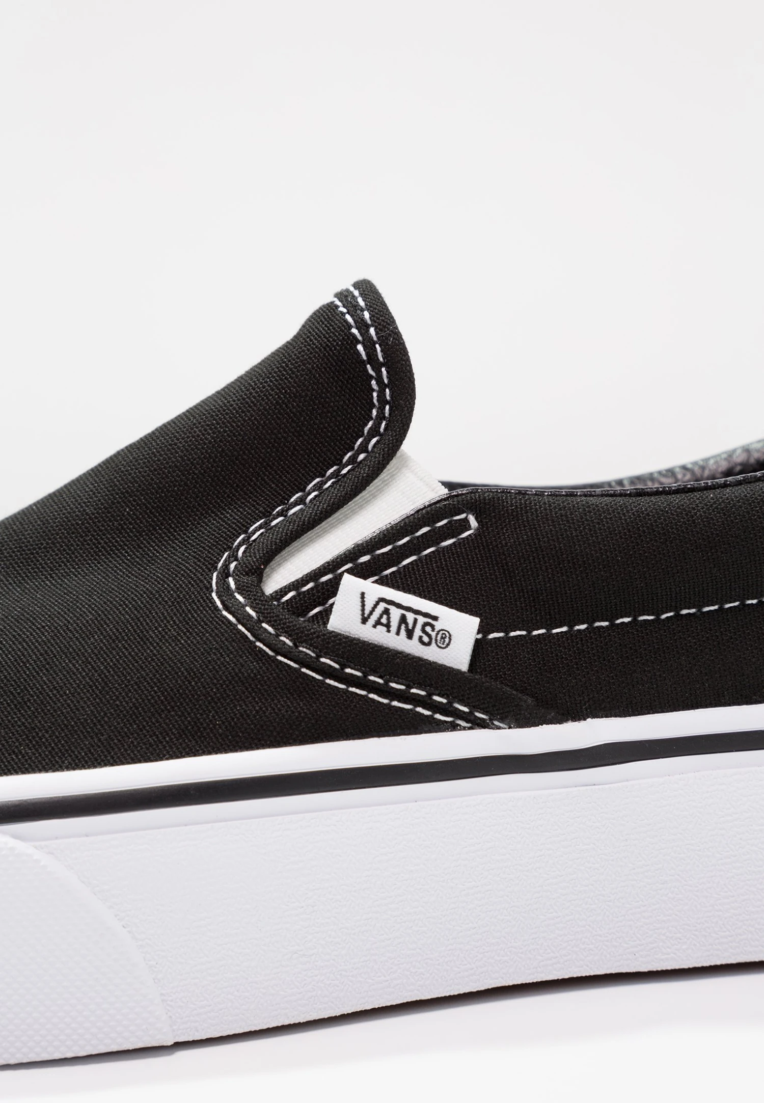 Vans Ua Classic Slip-On Platform - Slip-Ons 5 Vans Ua Classic Slip-On Platform - Slip-Ons - Image 3