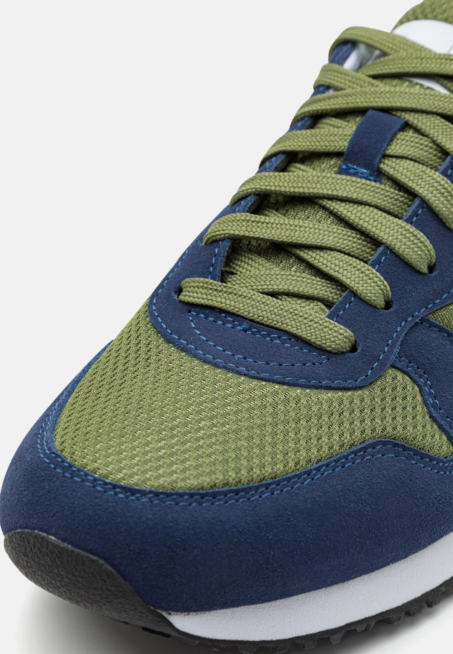 Diadora Olympia Unisex - Trainers 8 Diadora Olympia Unisex - Trainers - Image 6