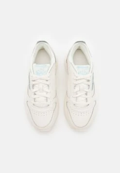 Reebok Classic Extra - Trainers -Affordable Shoe Store d9b320c2e6a0487d81bf95c1dfd4a3f0