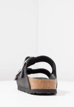 Birkenstock Arizona Big Buckle - Mules - Black 14 Birkenstock Arizona Big Buckle - Mules - Black -Affordable Shoe Store de62e9cdc9fa4a16900880954acf68ce