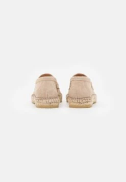 Pavement Pava - Espadrilles -Affordable Shoe Store e2668d5d616f4f4a841bb43a08a45014