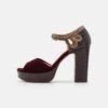 Chie Mihara Basilia - Platform Sandals - Grape/Plomo
