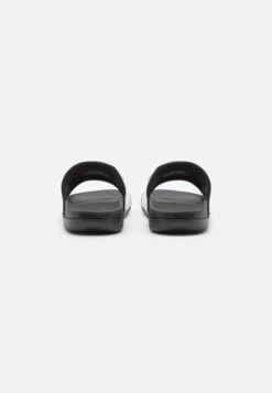 Nike Sportswear Offcourt Slide - Mules - Black/Summit White 9 Nike Sportswear Offcourt Slide - Mules - Black/Summit White -Affordable Shoe Store ee113e67c0ac4292bb1ea3755d6e5ddb