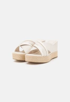 Tamaris Heeled Mules - Ivory -Affordable Shoe Store ef038edda26241a1980fd0db94010004