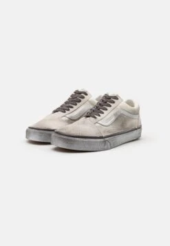 Vans Old Skool Unisex - Trainers - Stressed White/White 9 Vans Old Skool Unisex - Trainers - Stressed White/White -Affordable Shoe Store f40f487a42a7439f887d6e4508d2740b