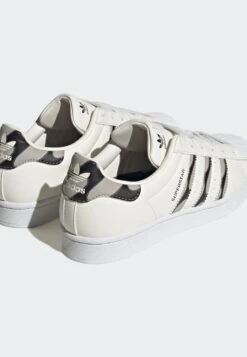 Adidas Originals Adidas X Marimekko Superstar - Trainers - Cloud White Core Black Grey Six -Affordable Shoe Store fad25dd36ed0469188efe40261da2c7e