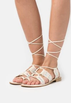 FREE PEOPLE Mantra Mirror - T-Bar Sandals