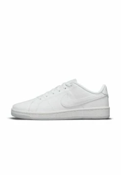Featured Products 17 Nike Sportswear Court Royale - Trainers